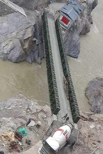 ���ŵ����ǿ�ͣ�QSR��